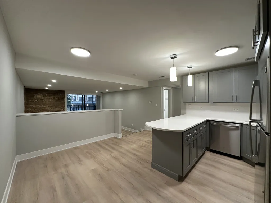 1220 N La Salle Dr, ,  60610, USA 60610-unit#2D-Chicago-IL