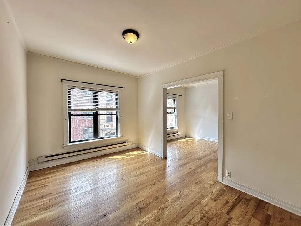819 W Waveland Ave, , 60613, USA 60613-unit#2S-Chicago-IL