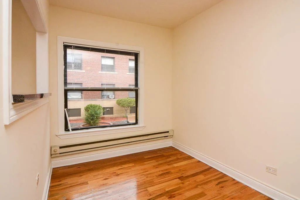 819 W Waveland Ave, , 60613, USA 60613-unit#1N-Chicago-IL