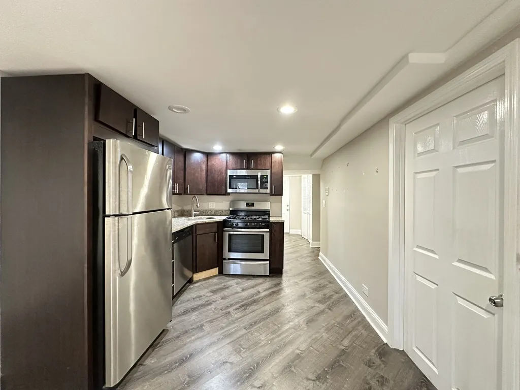 1636 W Roscoe St, ,  60657, USA 60657-unit#G-Chicago-IL