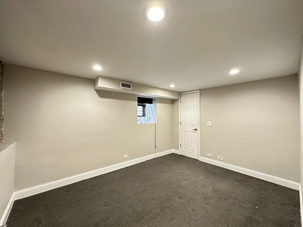 1636 W Roscoe St, ,  60657, USA 60657-unit#G-Chicago-IL