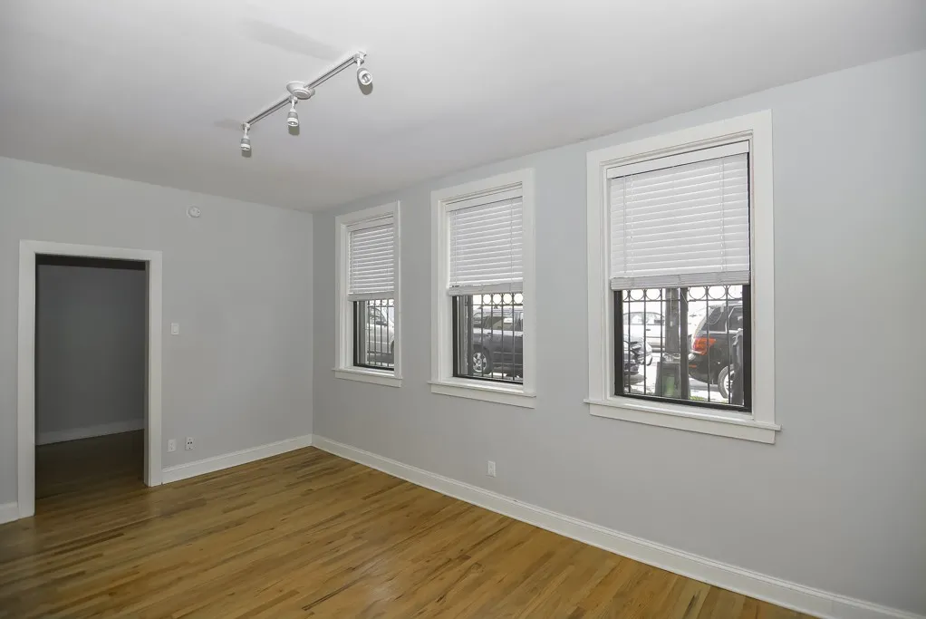 4040 N Ashland Ave, ,  60613, USA 60613-unit#G-Chicago-IL