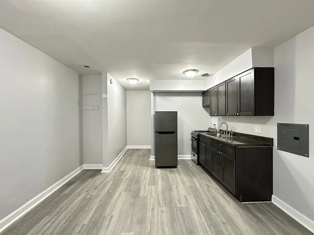 1040 W Hollywood Ave, ,  60660, USA 60660-unit#520-Chicago-IL