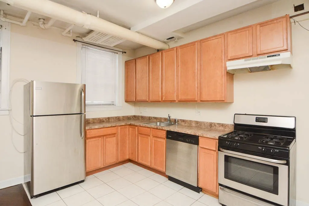 3325 N Lakewood Ave, ,  60657, USA 60657-unit#G-Chicago-IL