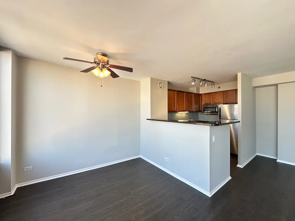 4334 N Hazel St, , 60613, USA 60613-unit#1011-Chicago-IL