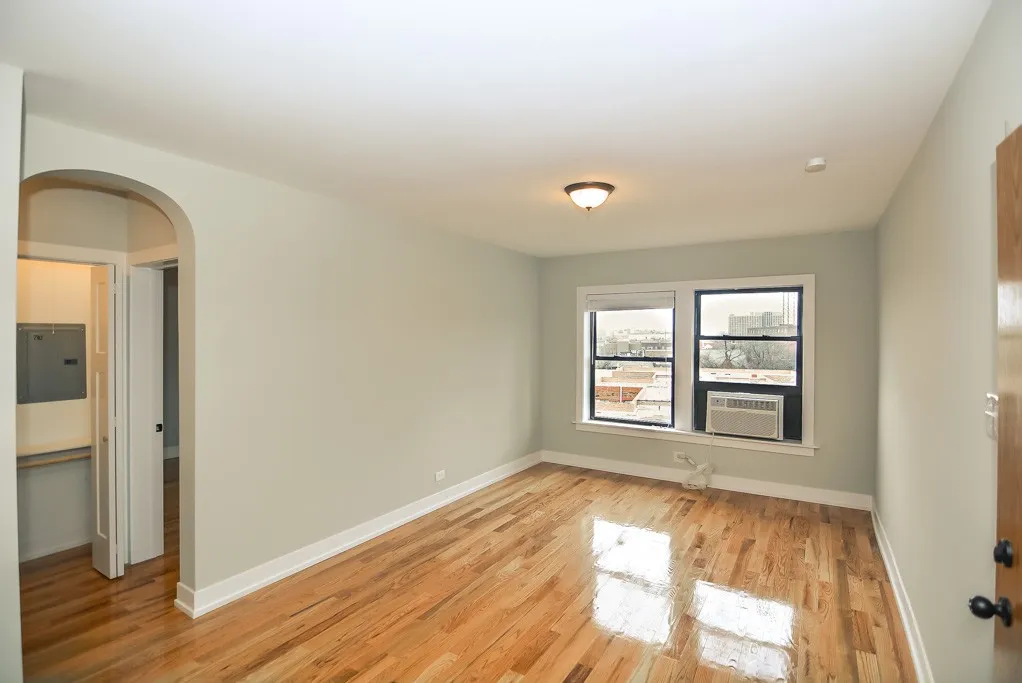 550 W Arlington Pl, ,  60614, USA 60614-unit#710-Chicago-IL