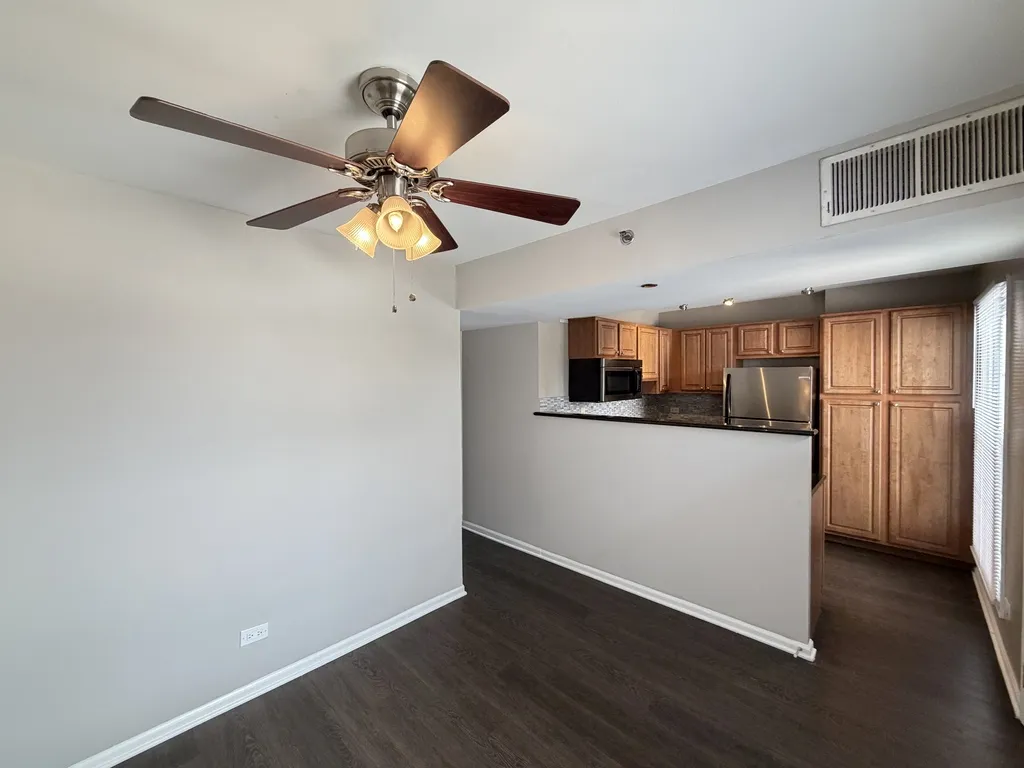 4334 N Hazel St, ,  60613, USA 60613-unit#404-Chicago-IL