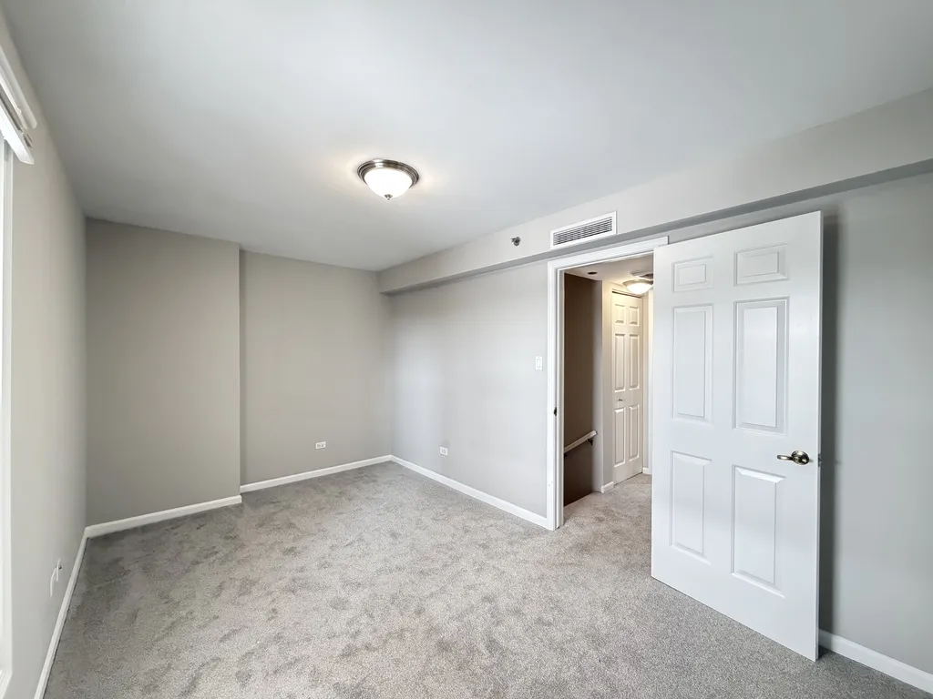 4334 N Hazel St, ,  60613, USA 60613-unit#404-Chicago-IL