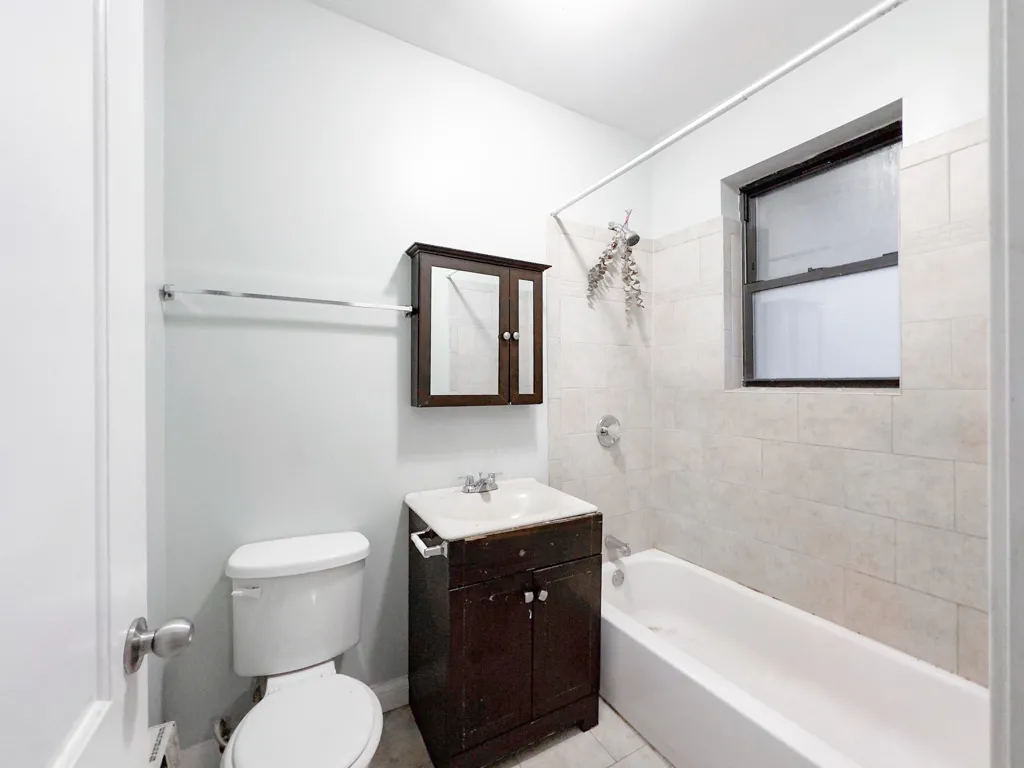 4419 N Wolcott Ave, ,  60640, USA 60640-unit#2B-Chicago-IL