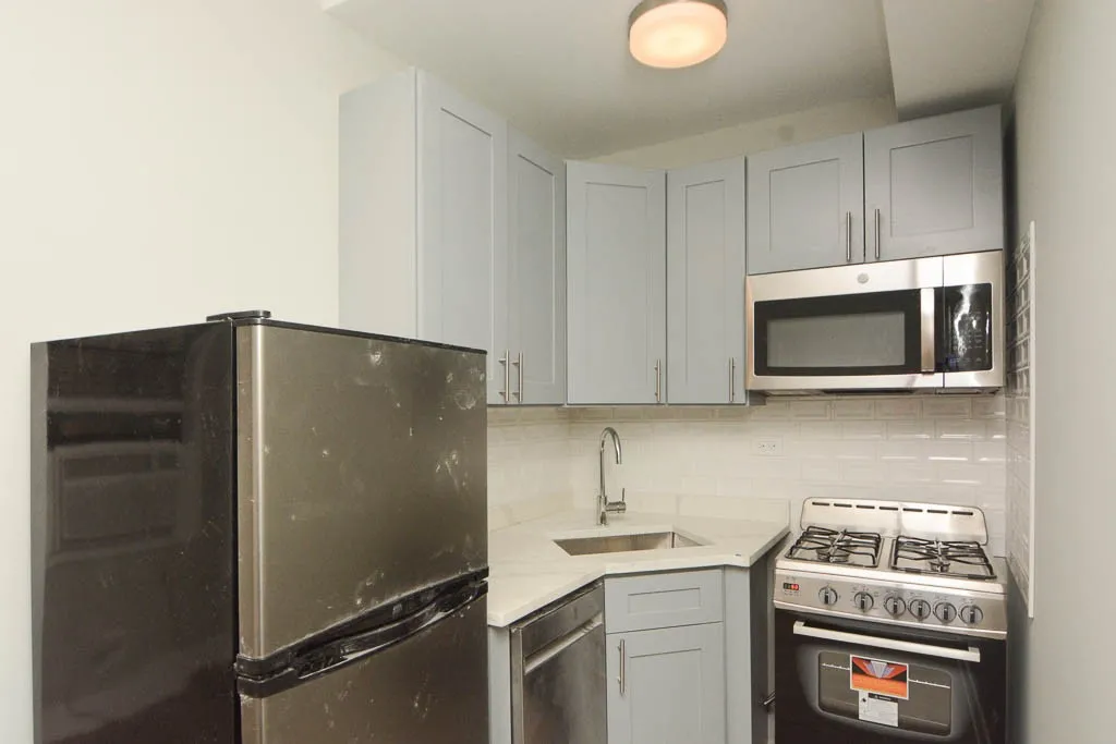 505 W Belmont Ave, ,  60657, USA 60657-unit#2E-Chicago-IL