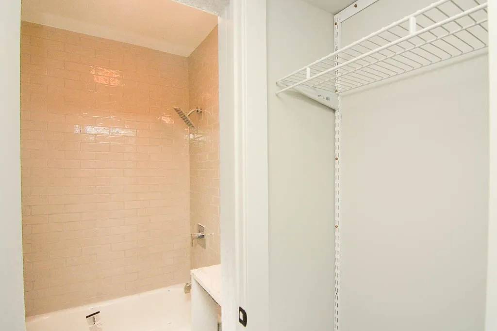 505 W Belmont Ave, ,  60657, USA 60657-unit#2E-Chicago-IL