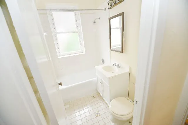 511 W Melrose St, ,  60657, USA 60657-unit#301-Chicago-IL