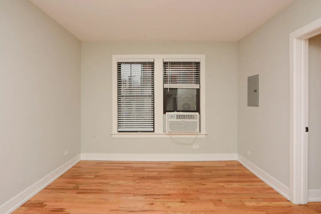 2914 N Mildred Ave, ,  60657, USA 60657-unit#1EE-Chicago-IL
