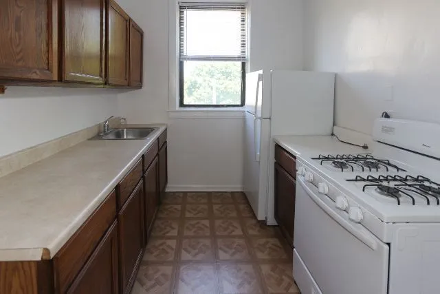 831 W Waveland Ave, ,  60613, USA 60613-unit#2N-Chicago-IL