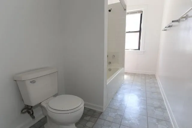 831 W Waveland Ave, ,  60613, USA 60613-unit#2N-Chicago-IL