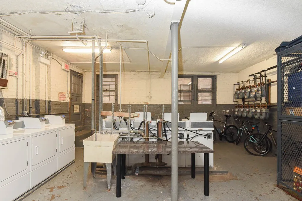 3521 N Racine Ave, ,  60657, USA 60657-unit#3N-Chicago-IL