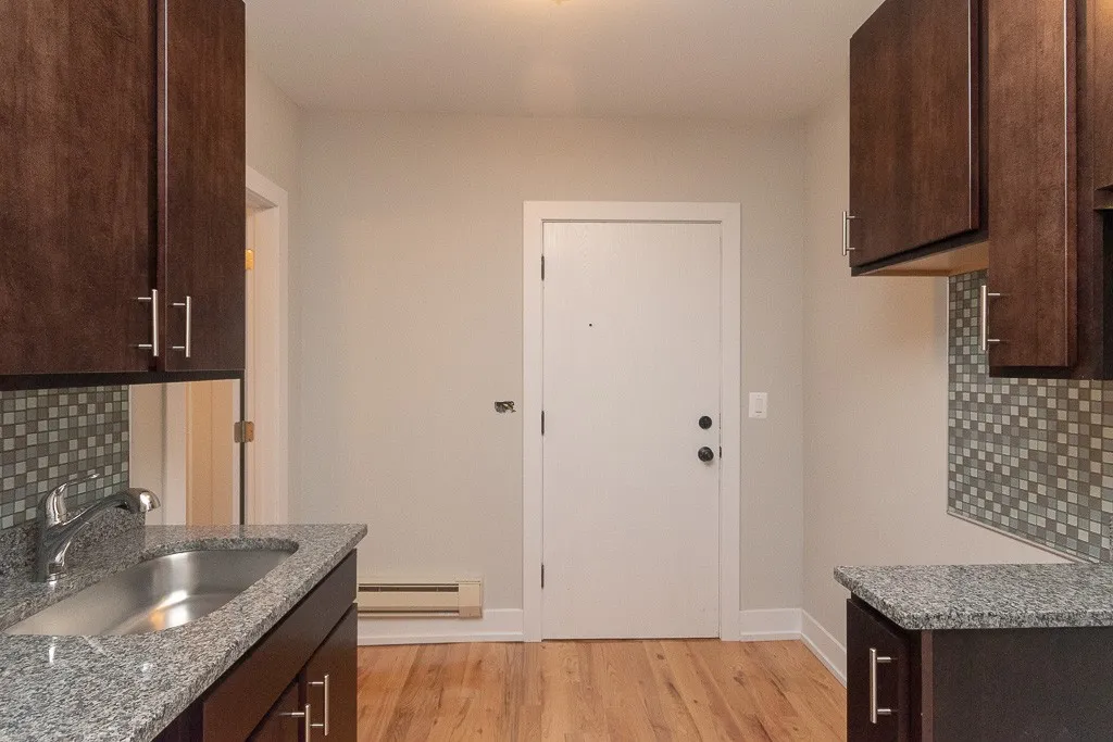 821a W Cornelia Ave, , 60657, USA 60657-unit#213-Chicago-IL