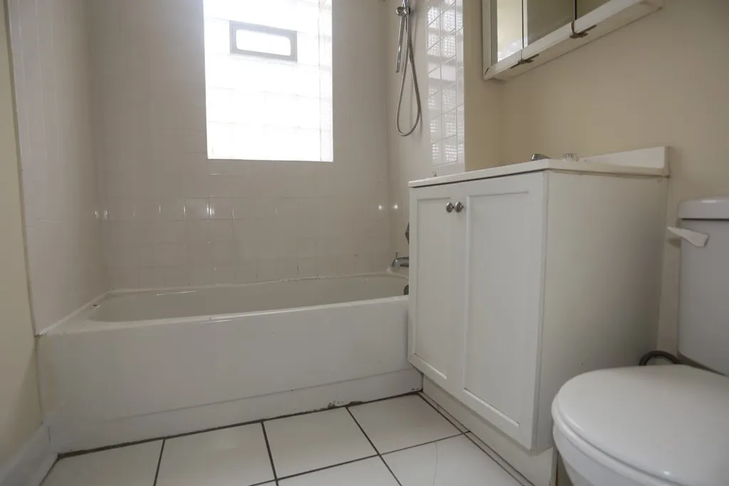 624 W Barry Ave, ,  60657, USA 60657-unit#1E-Chicago-IL