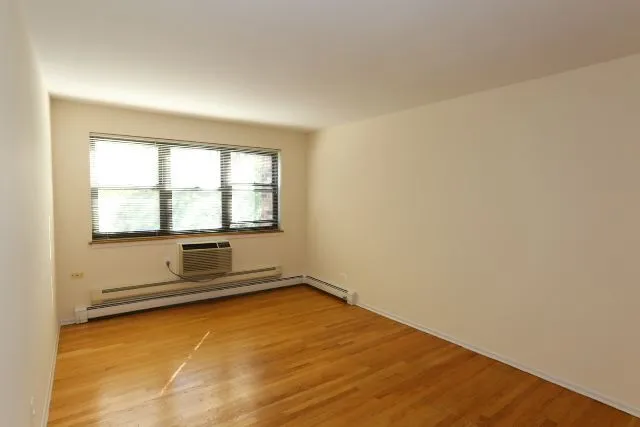 660 W Wrightwood Ave, ,  60614, USA 60614-unit#304-Chicago-IL