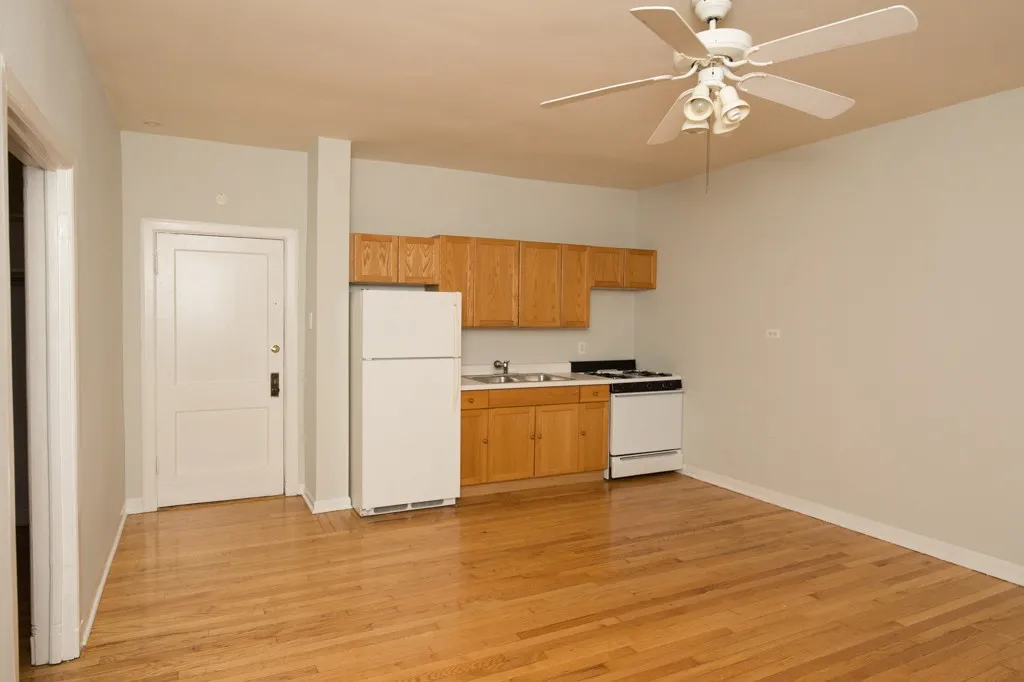 1050 W George St, ,  60657, USA 60657-unit#112-Chicago-IL