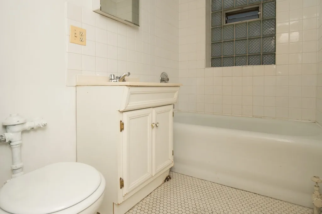 1050 W George St, ,  60657, USA 60657-unit#112-Chicago-IL
