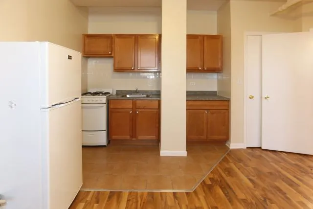 1712 W Estes Ave, , 60626, USA 60626-unit#G4-Chicago-IL