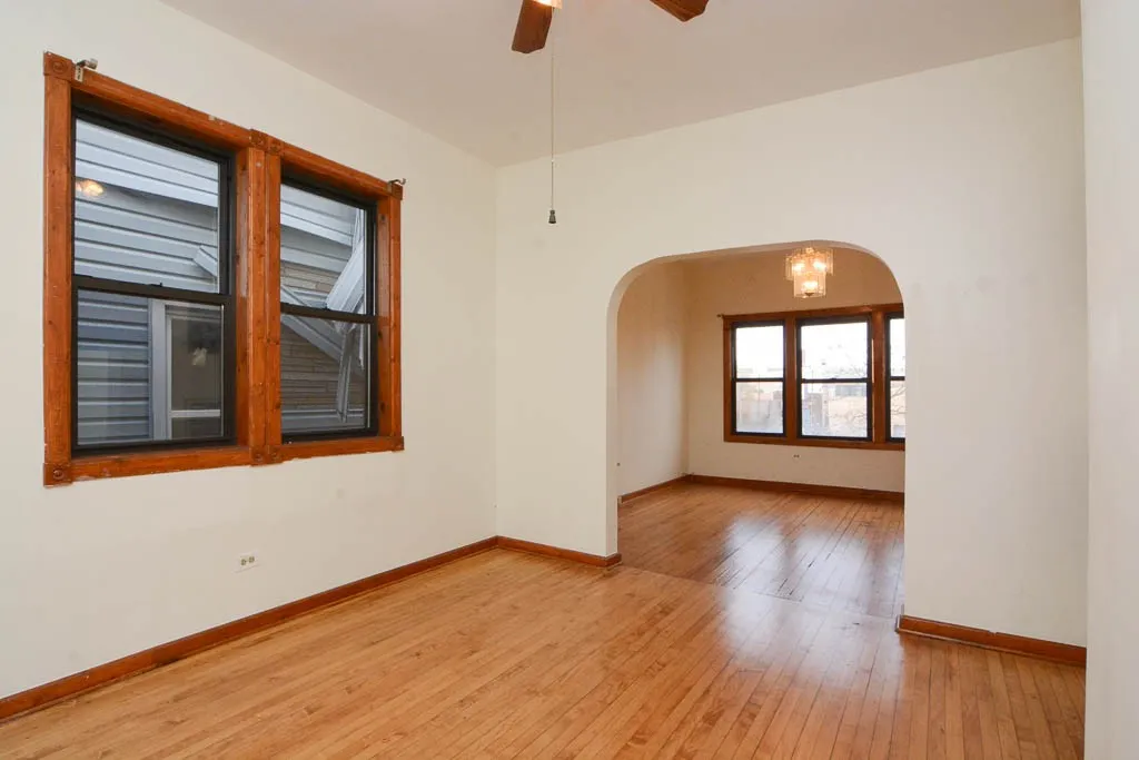 2827 N Milwaukee Ave, ,  60618, USA 60618-unit#1-Chicago-IL