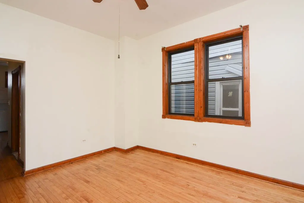 2827 N Milwaukee Ave, ,  60618, USA 60618-unit#1-Chicago-IL