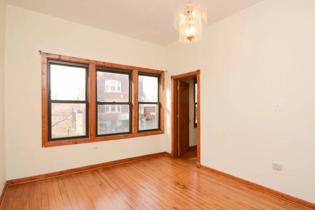 2827 N Milwaukee Ave, ,  60618, USA 60618-unit#1-Chicago-IL