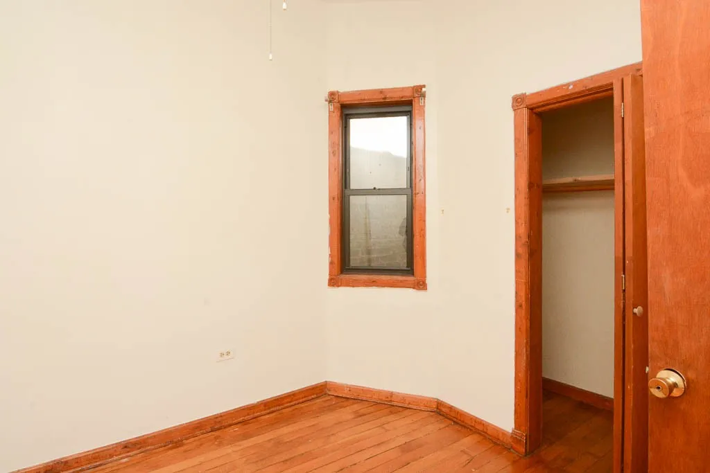 2827 N Milwaukee Ave, ,  60618, USA 60618-unit#1-Chicago-IL
