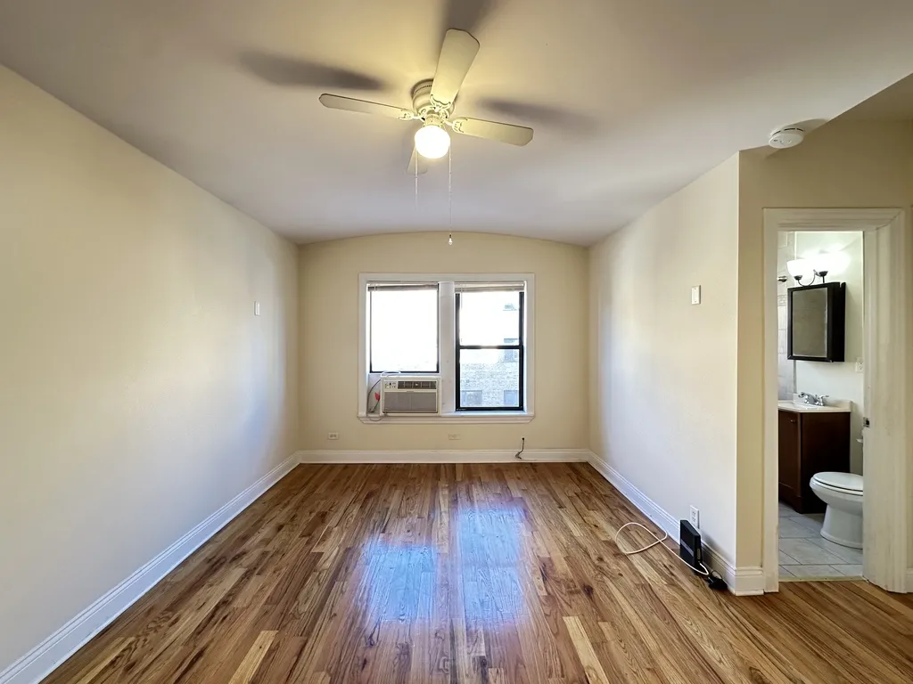 536 W Arlington Pl, ,  60614, USA 60614-unit#211-Chicago-IL