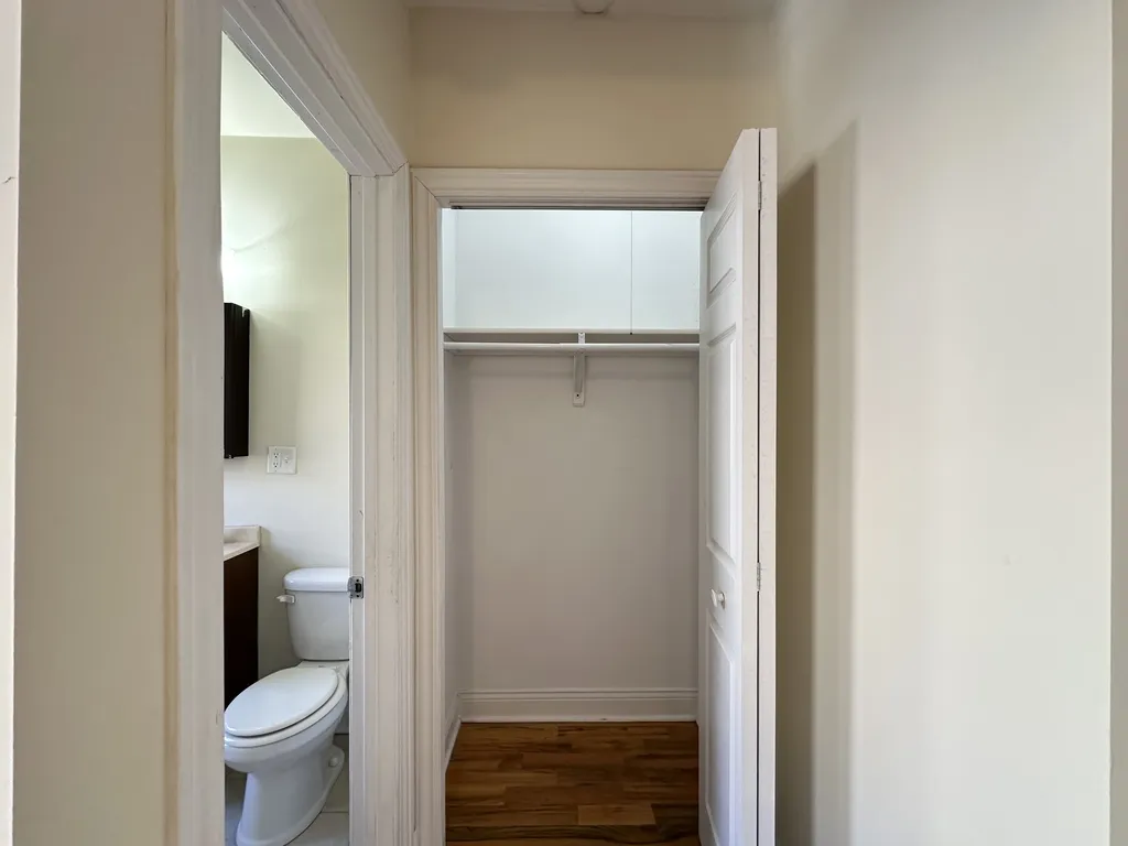 536 W Arlington Pl, ,  60614, USA 60614-unit#211-Chicago-IL