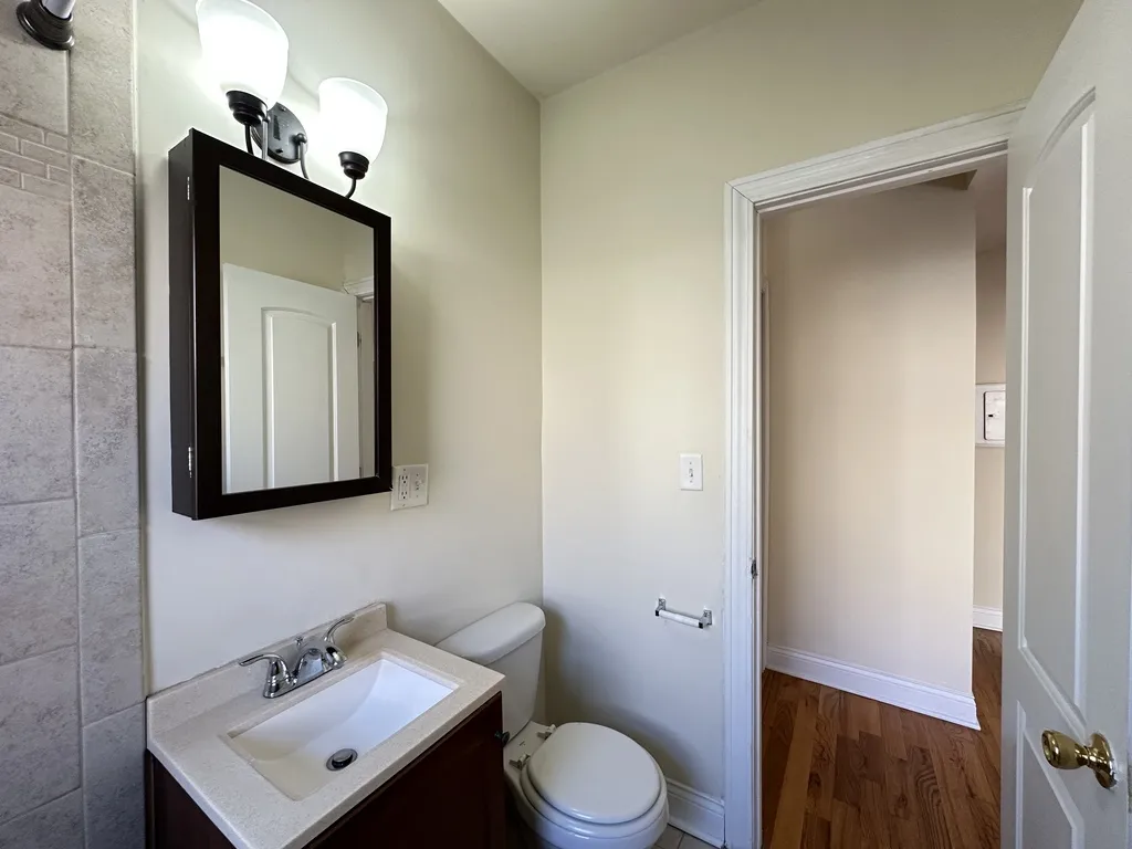 536 W Arlington Pl, ,  60614, USA 60614-unit#211-Chicago-IL