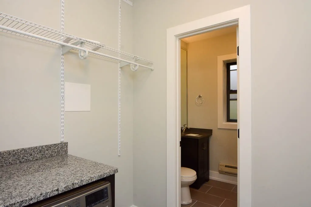 707 W Brompton Ave, ,  60657, USA 60657-unit#33-Chicago-IL