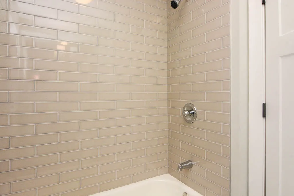 707 W Brompton Ave, ,  60657, USA 60657-unit#33-Chicago-IL