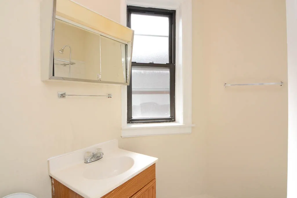 1444 W Byron St, ,  60613, USA 60613-unit#3-Chicago-IL