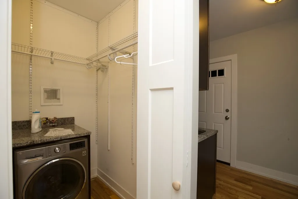 2904 N Mildred Ave, ,  60657, USA 60657-unit#1H-Chicago-IL