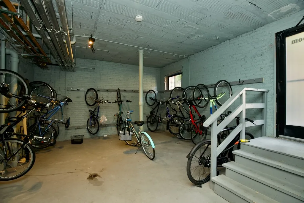 2904 N Mildred Ave, ,  60657, USA 60657-unit#1H-Chicago-IL