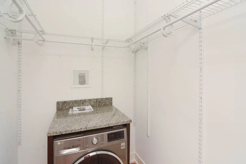 2912 N Mildred Ave, ,  60657, USA 60657-unit#3BB-Chicago-IL