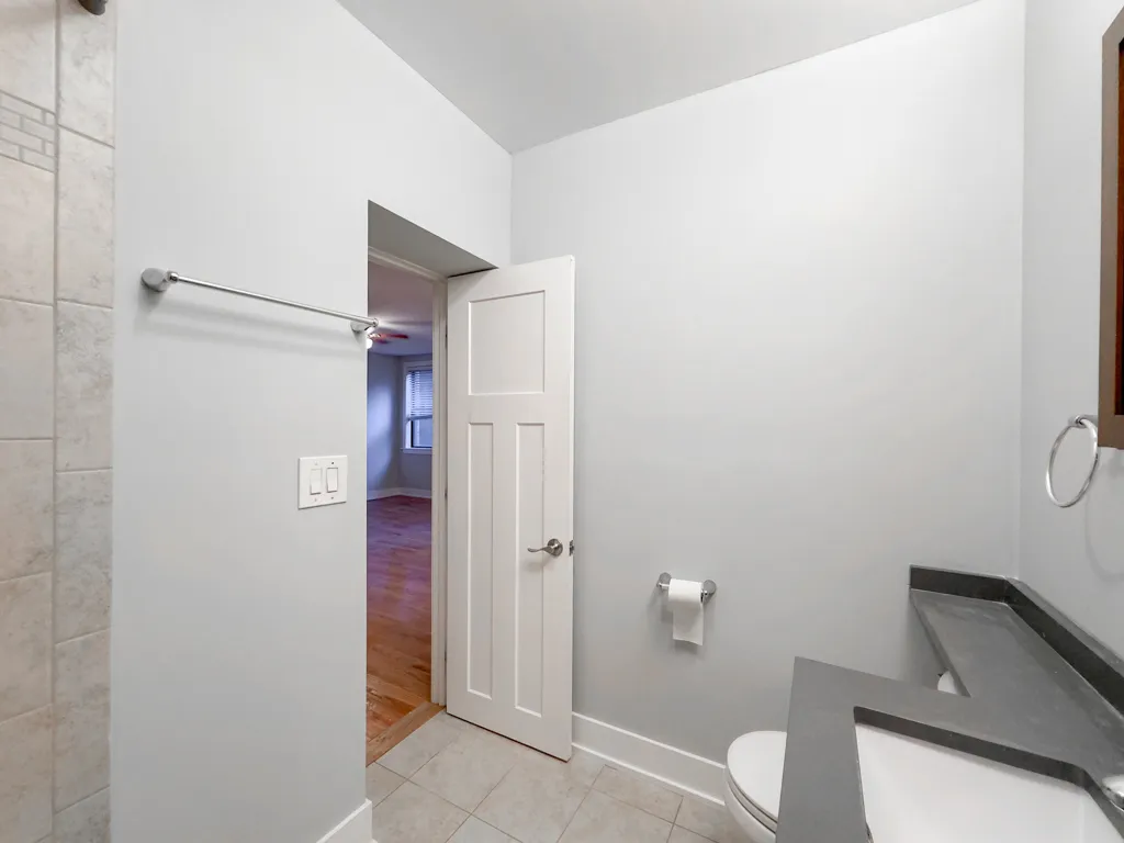 837 W Wolfram St, ,  60657, USA 60657-unit#107-Chicago-IL