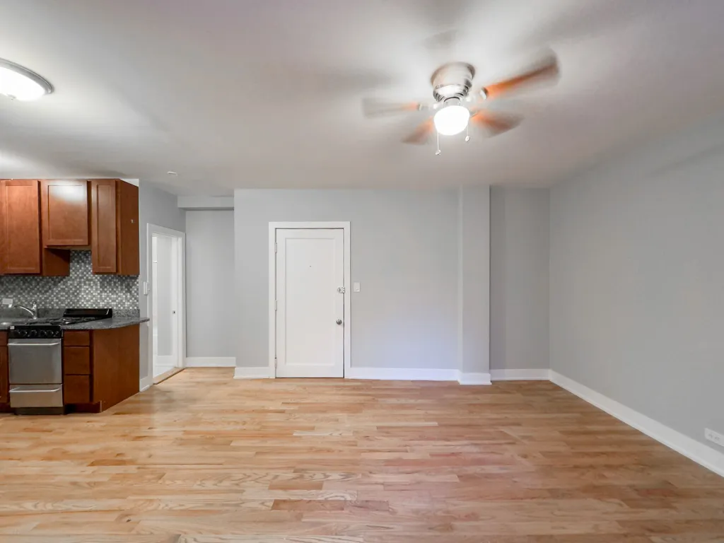 837 W Wolfram St, ,  60657, USA 60657-unit#107-Chicago-IL