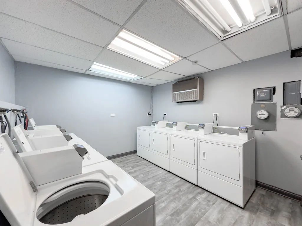 837 W Wolfram St, ,  60657, USA 60657-unit#107-Chicago-IL