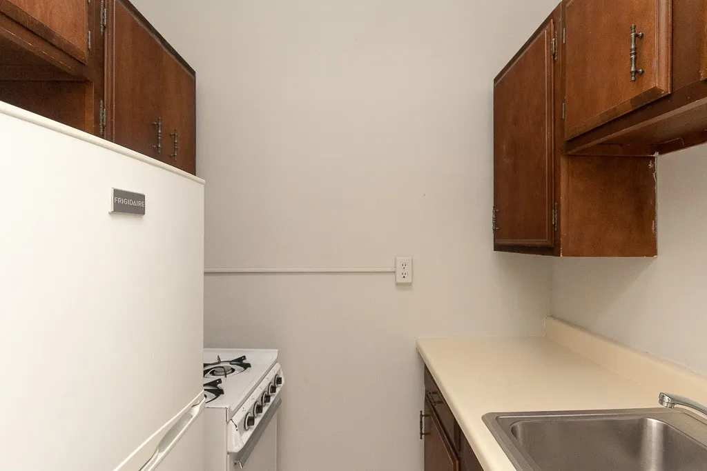 425 W Roscoe St, , 60657, USA 60657-unit#104-Chicago-IL