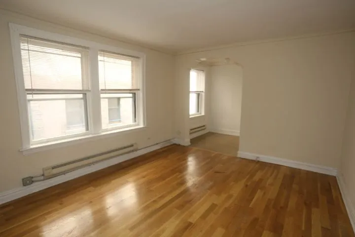 425 W Roscoe St, ,  60657, USA 60657-unit#203-Chicago-IL