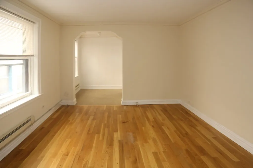 425 W Roscoe St, ,  60657, USA 60657-unit#203-Chicago-IL
