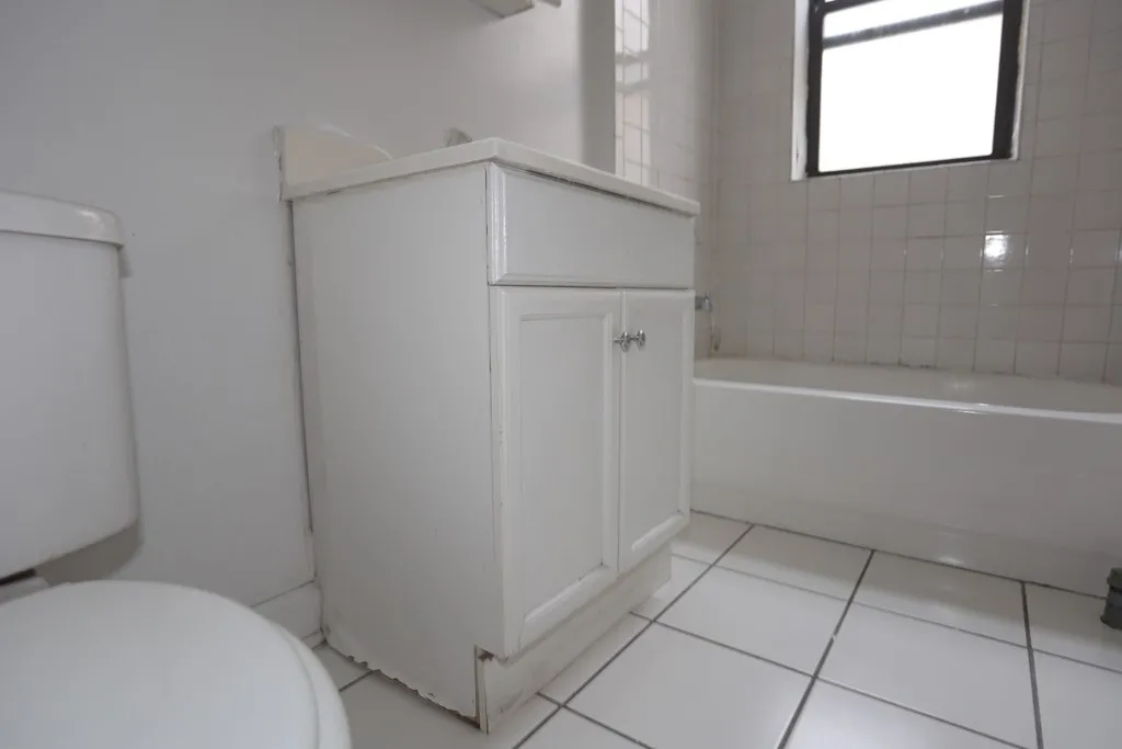 3823 N Fremont St, ,  60613, USA 60613-unit#2W-Chicago-IL