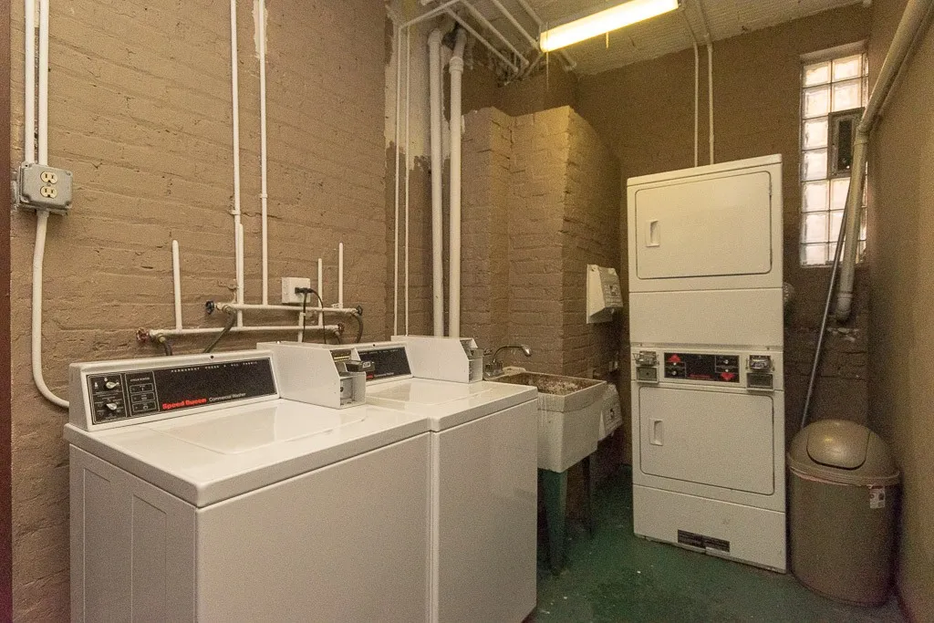 2827 N Burling St, ,  60657, USA 60657-unit#209-Chicago-IL