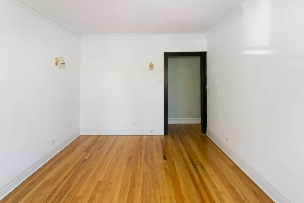 1913 W Larchmont Ave, ,  60613, USA 60613-unit#2A-Chicago-IL
