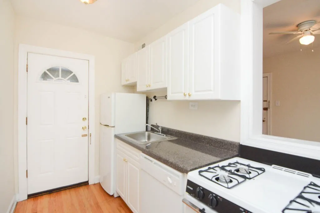 3000 N Racine Ave, , 60657, USA 60657-unit#2-Chicago-IL