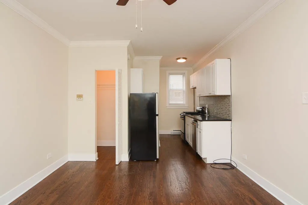 646 W Roscoe St, , 60657, USA 60657-unit#2S-Chicago-IL